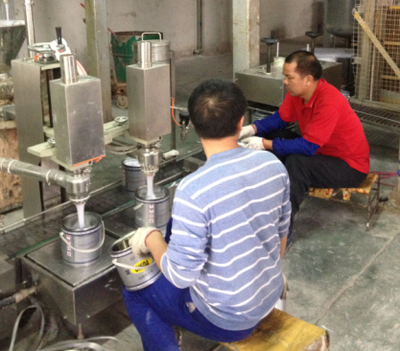 DCS系列全自動原子灰雙頭灌裝機 高效灌裝的工業利器 - 產品展廳 - 廣州市聯益機電設備工程有限公司